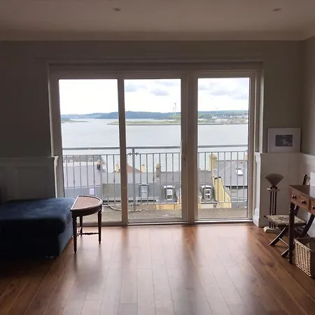 Grianan, Cobh Villa Exterior photo